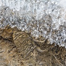 Muster aus Fels und Eis